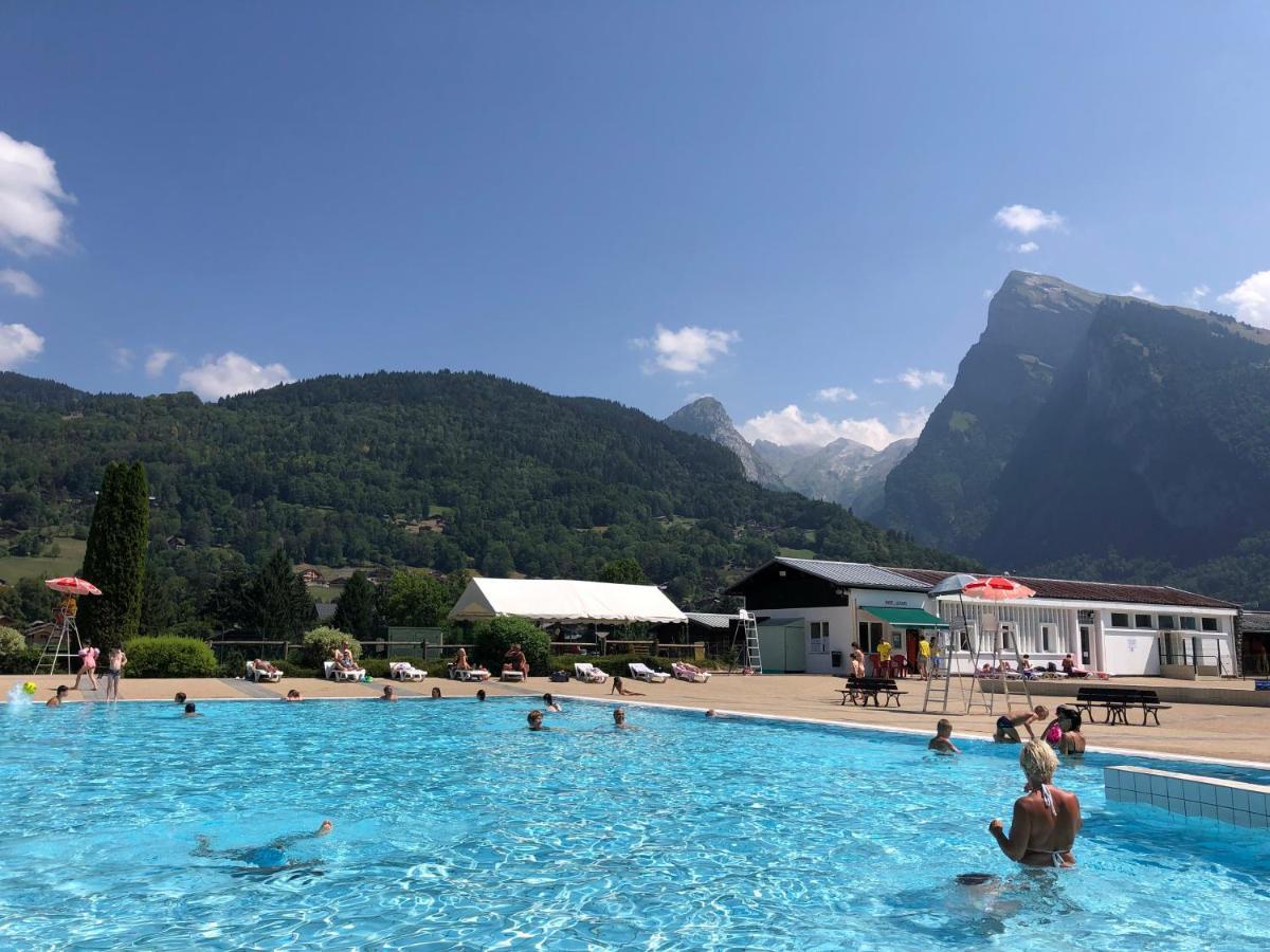 Appartement En Hyper Centre De Samoens Bagian luar foto